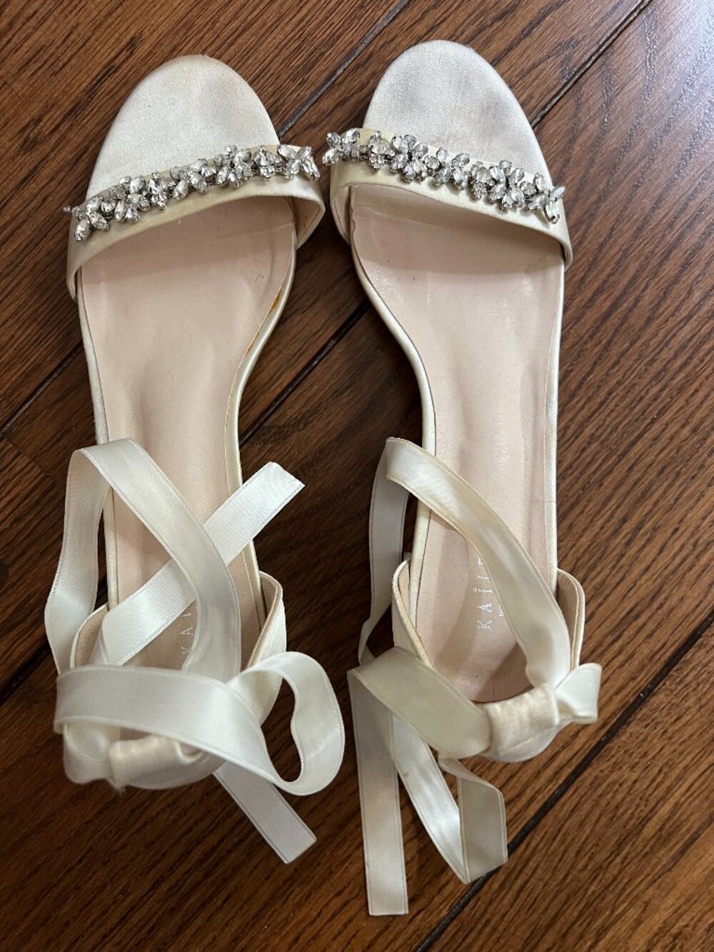 Kailee P Naomi Ivory Satin Rhinestone Bridal Heels Wedding Shoes Size 11